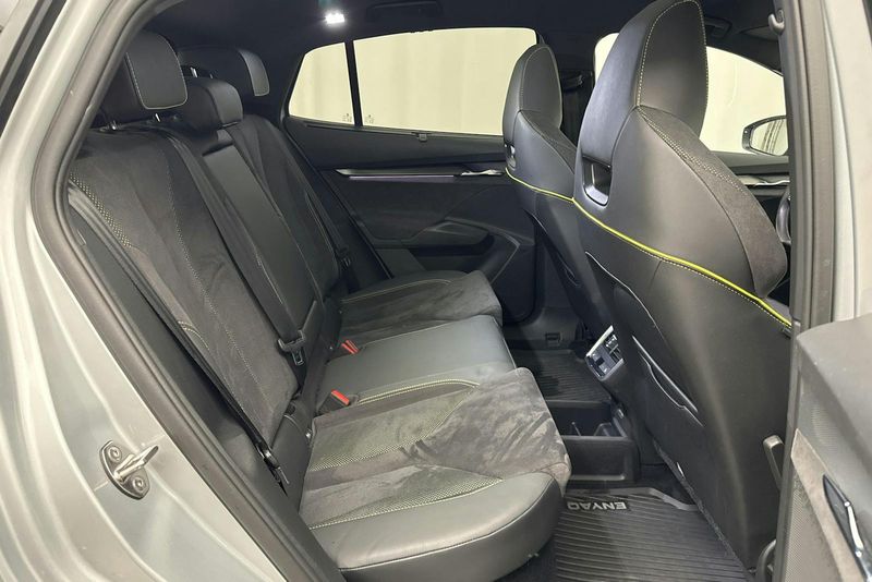 Skoda Enyaq bild 8