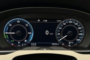 Volkswagen Passat bild 10