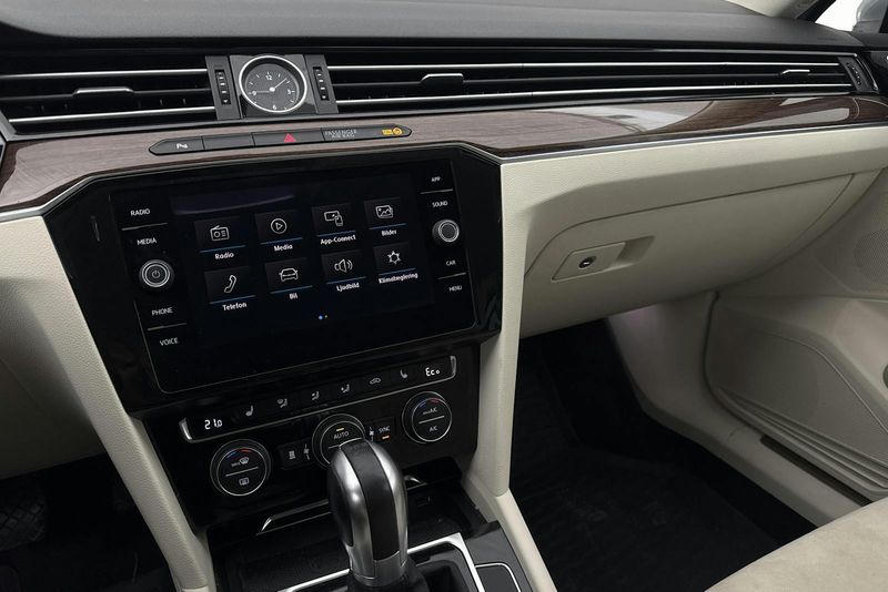 Volkswagen Passat bild 14