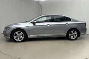 Volkswagen Passat bild 2