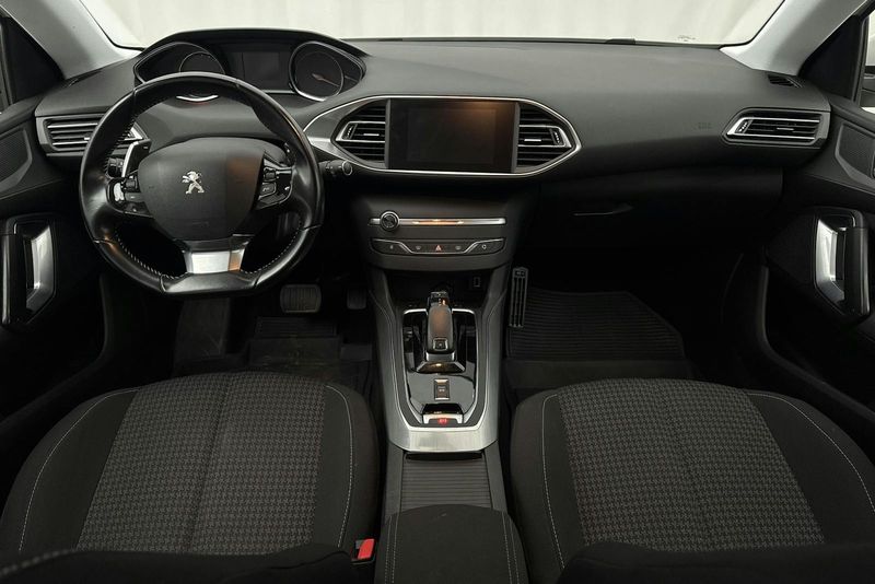 Peugeot 308 bild 6