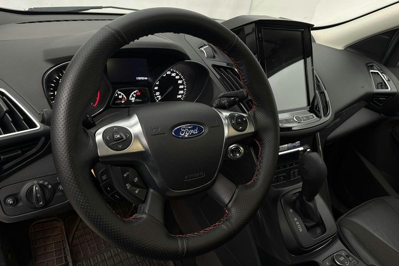 Ford Kuga bild 14