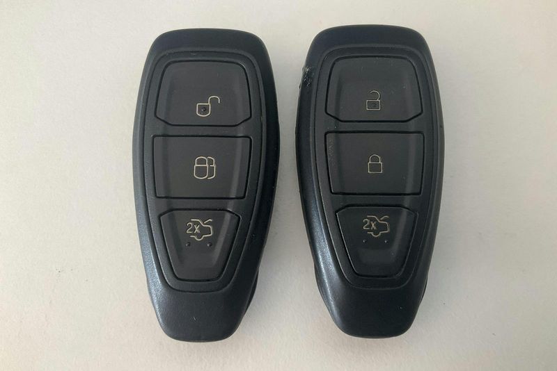 Ford Kuga bild 18