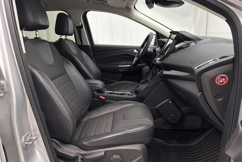 Ford Kuga bild 7