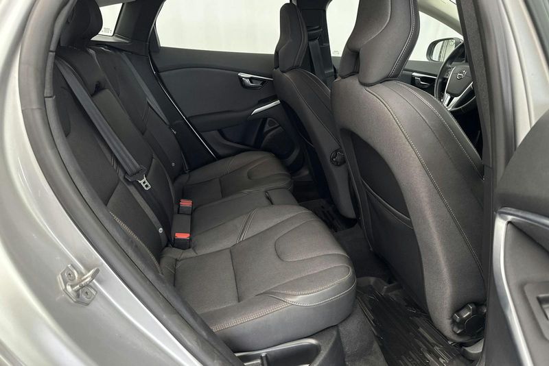 Volvo V40 bild 8