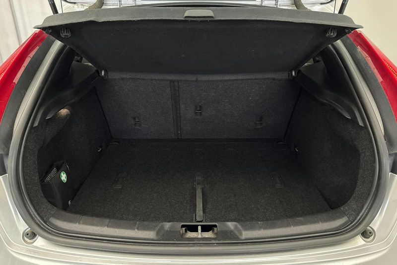 Volvo V40 bild 9