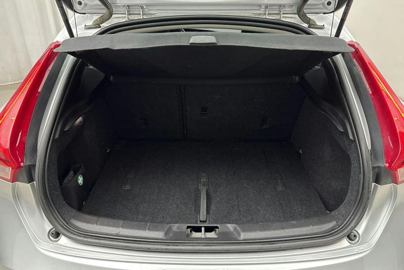 Volvo V40 bild 9