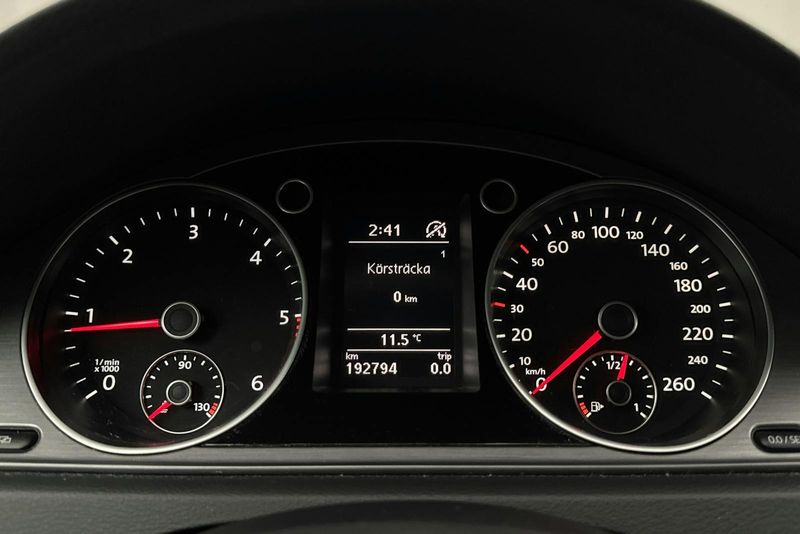 Volkswagen Passat bild 10