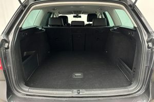 Volkswagen Passat bild 9
