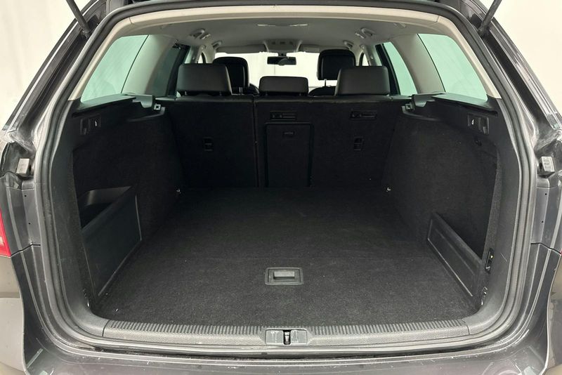 Volkswagen Passat bild 9