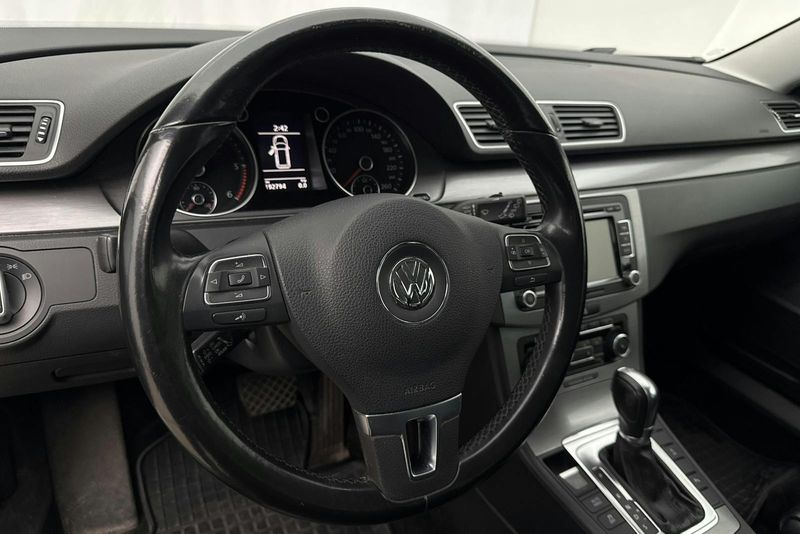Volkswagen Passat bild 14