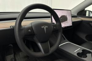 Tesla Model Y bild 20