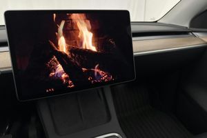 Tesla Model Y bild 16