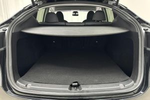 Tesla Model Y bild 9