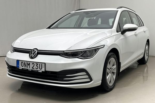Volkswagen Golf VIII 1.5 eTSI Sportscombi (130hk) - 2023