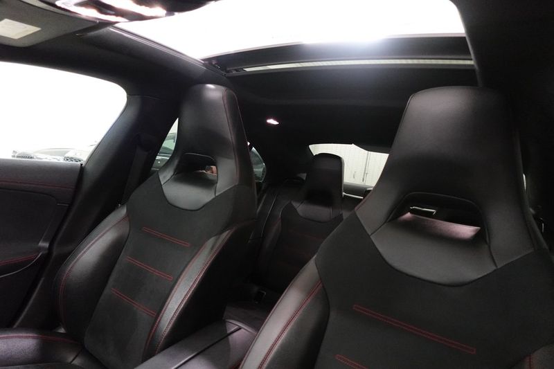 Mercedes CLA200 bild 20