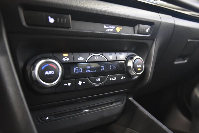 Mazda 3 bild 12