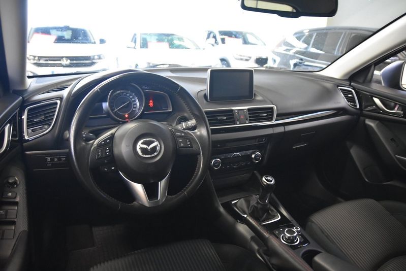 Mazda 3 bild 8