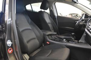 Mazda 3 bild 10