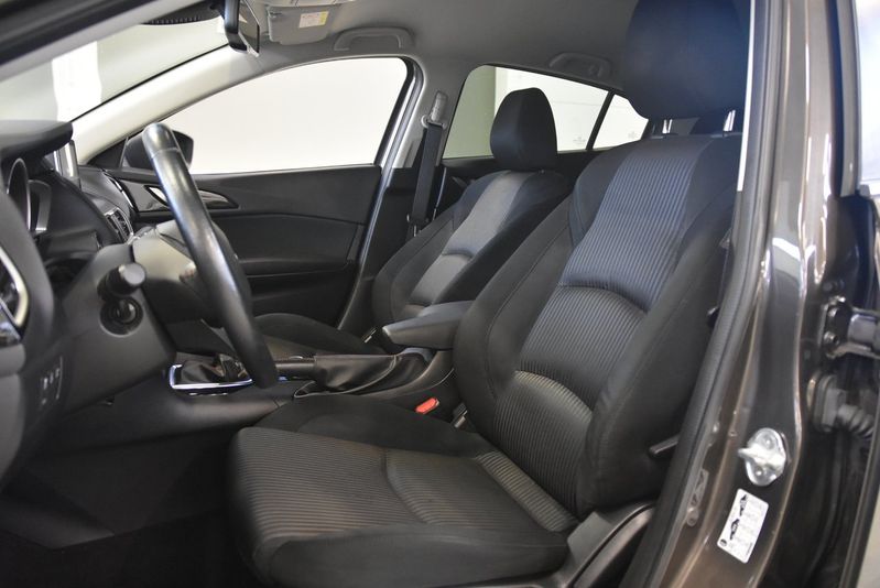 Mazda 3 bild 7