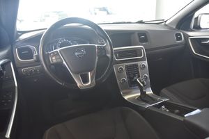 Volvo V60 bild 8