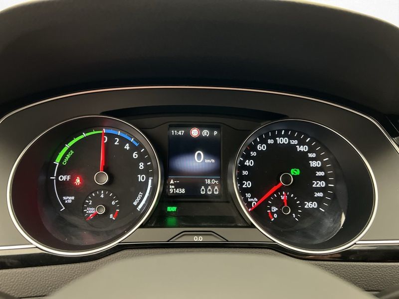 Volkswagen Passat bild 13