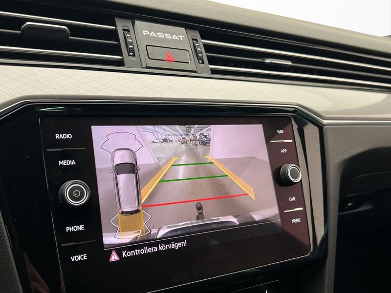 Volkswagen Passat bild 14
