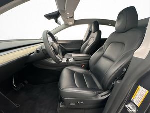 Tesla Model Y bild 12