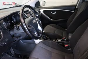 Hyundai i30 bild 9