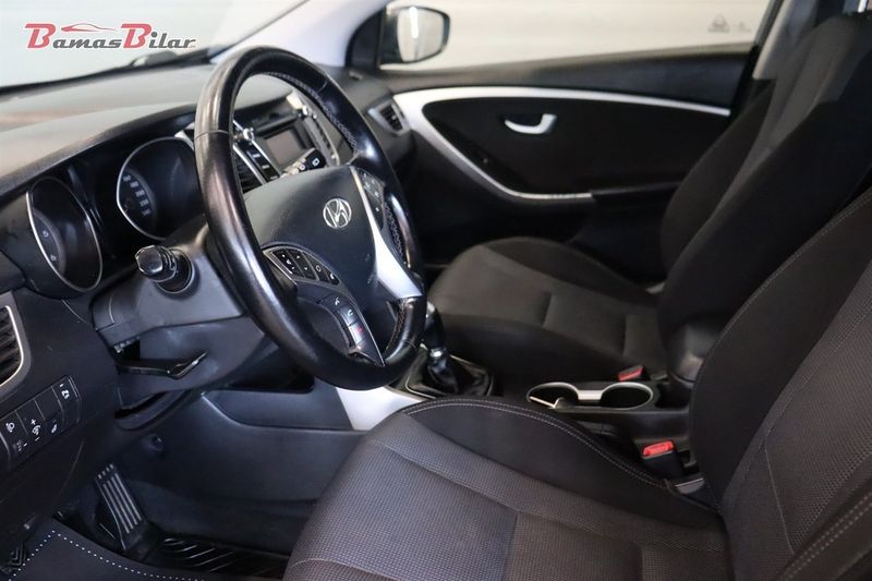 Hyundai i30 bild 9