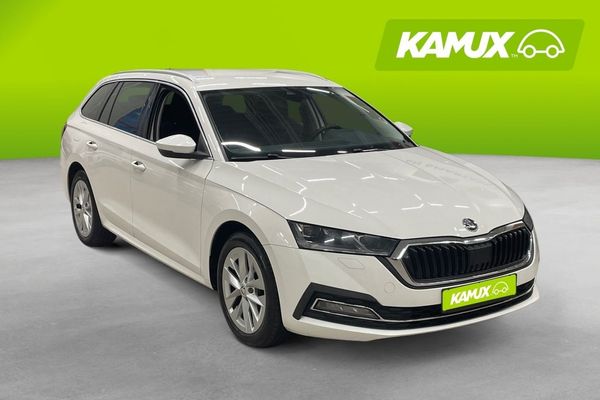 Skoda Octavia Kombi 1.5 TSI Style Cockpit Kamera CarPlay Värmare Drag - 2021