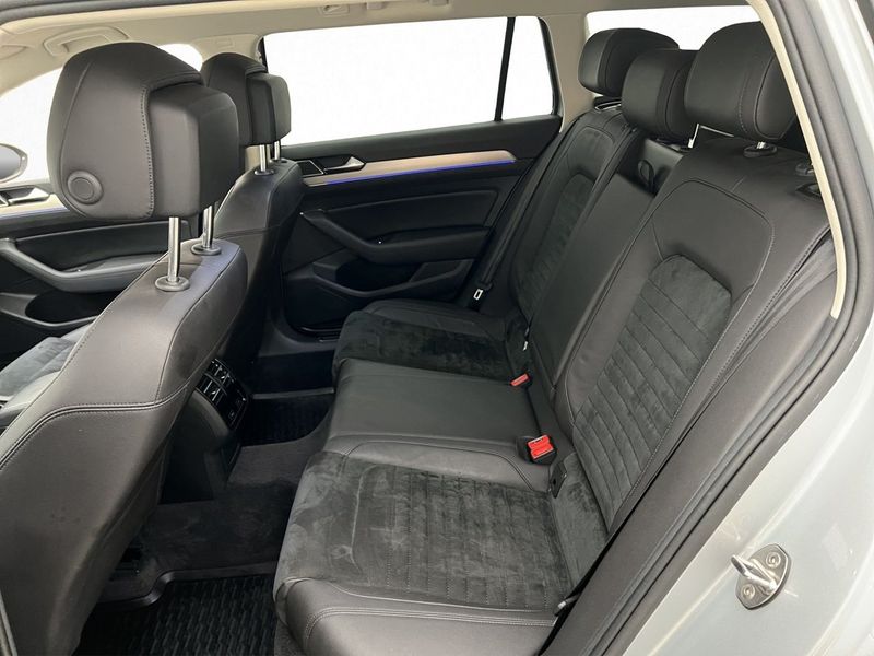 Volkswagen Passat bild 24