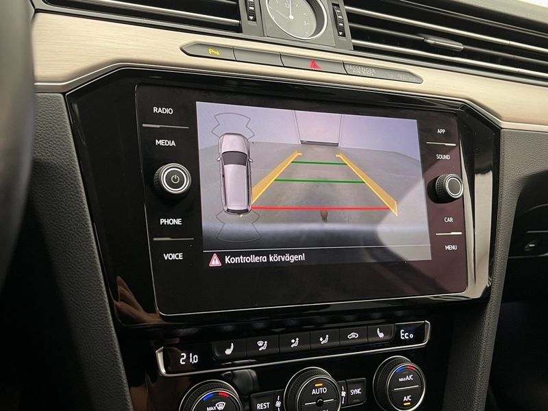 Volkswagen Passat bild 16