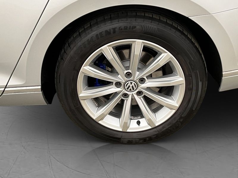 Volkswagen Passat bild 29