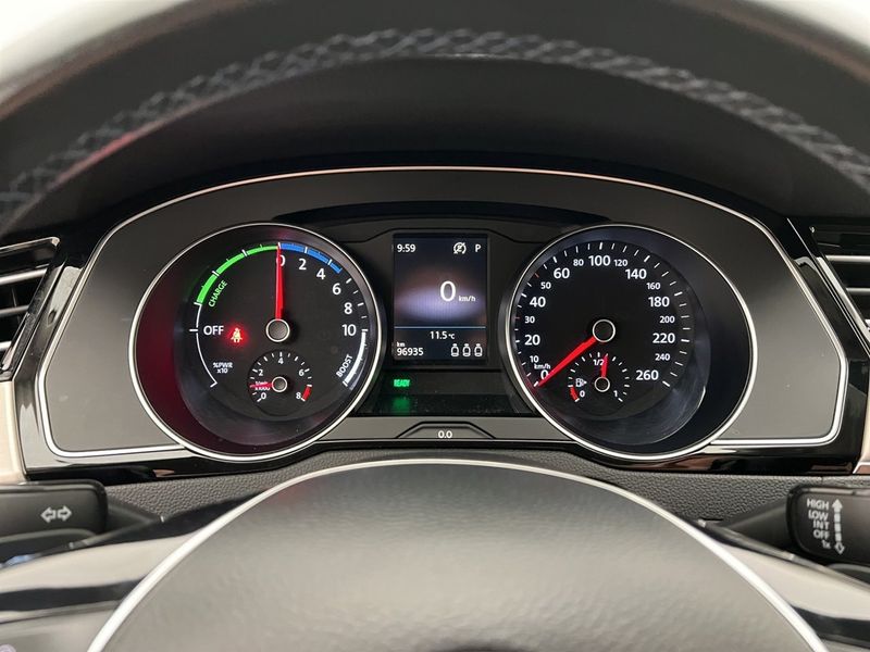 Volkswagen Passat bild 13