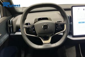 Volvo EX30 bild 9