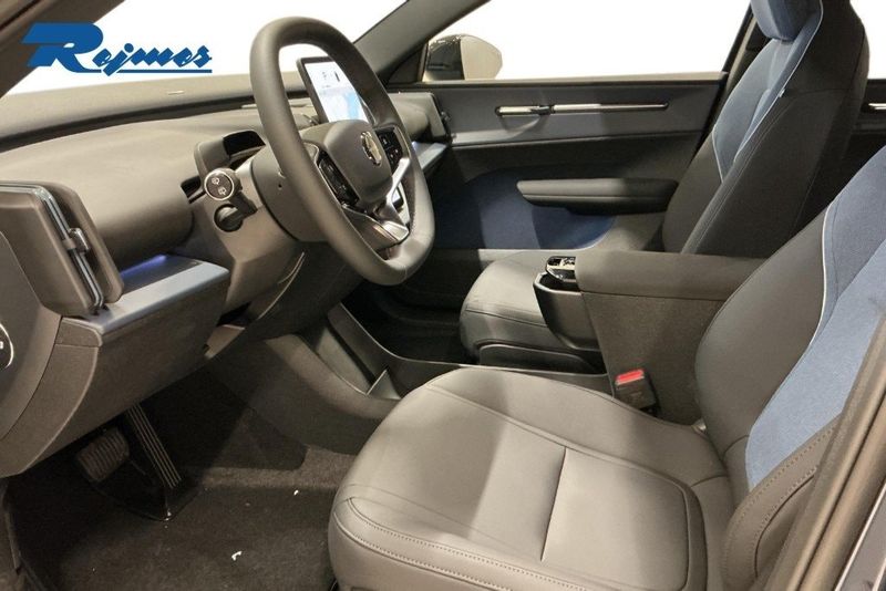 Volvo EX30 bild 6