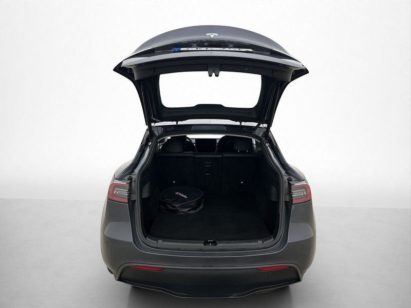 Tesla Model Y bild 20