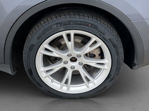 Tesla Model Y bild 22