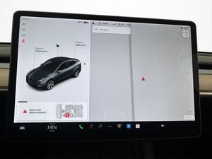 Tesla Model Y bild 16