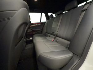 BMW 520 bild 28