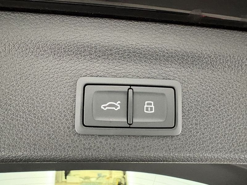 Audi Q3 bild 14