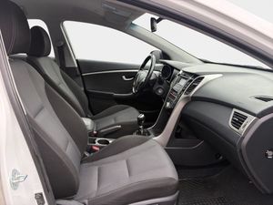 Hyundai i30 bild 7