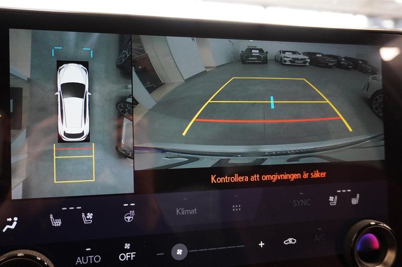Lexus NX bild 8