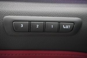 Lexus NX bild 13