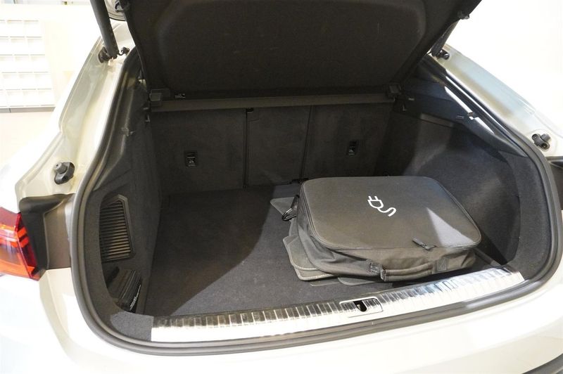 Audi Q3 bild 7