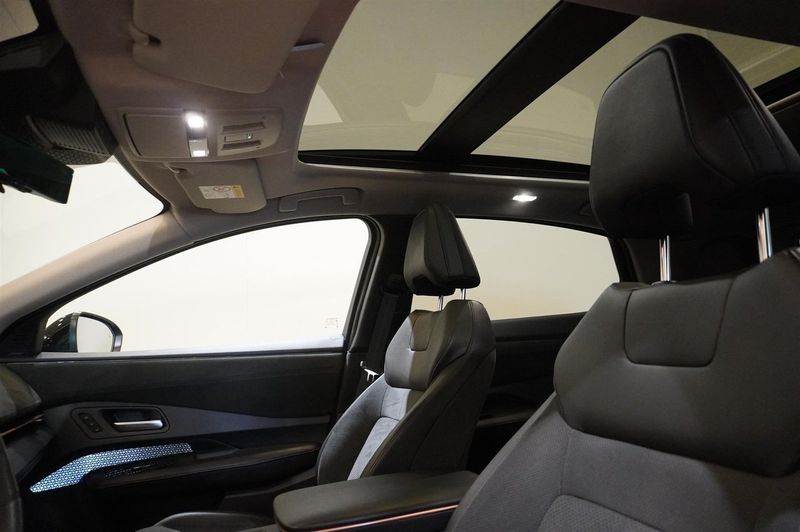 Nissan Ariya bild 14