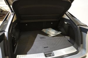 Nissan Ariya bild 9