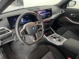 BMW 330 bild 6
