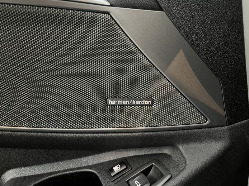 BMW 330 bild 9
